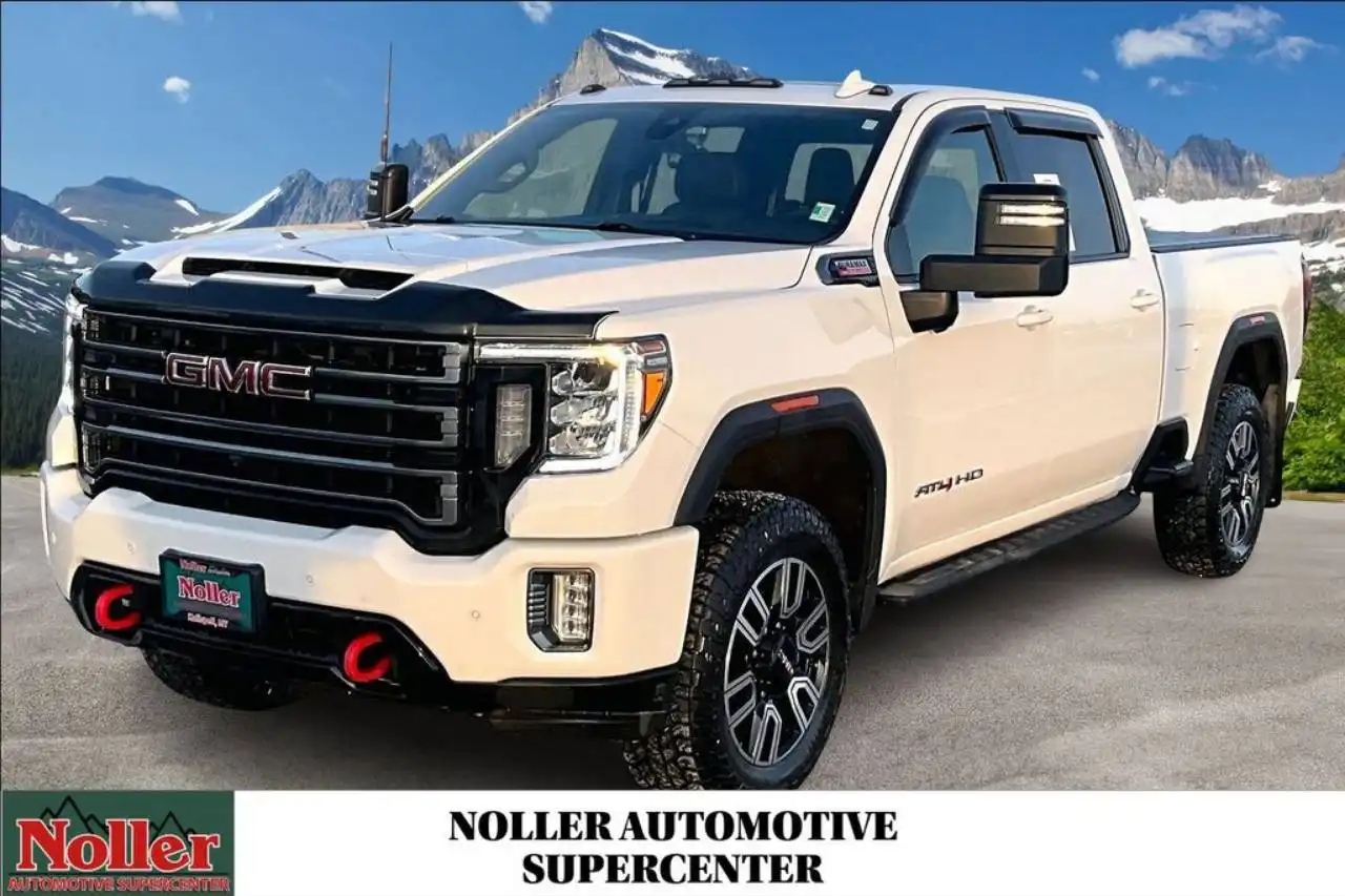2022 GMC Sierra AT4 4WD Crew Cab Standard Box's photo