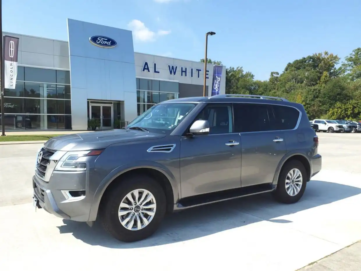 2024 Nissan Armada SV 4WD's photo