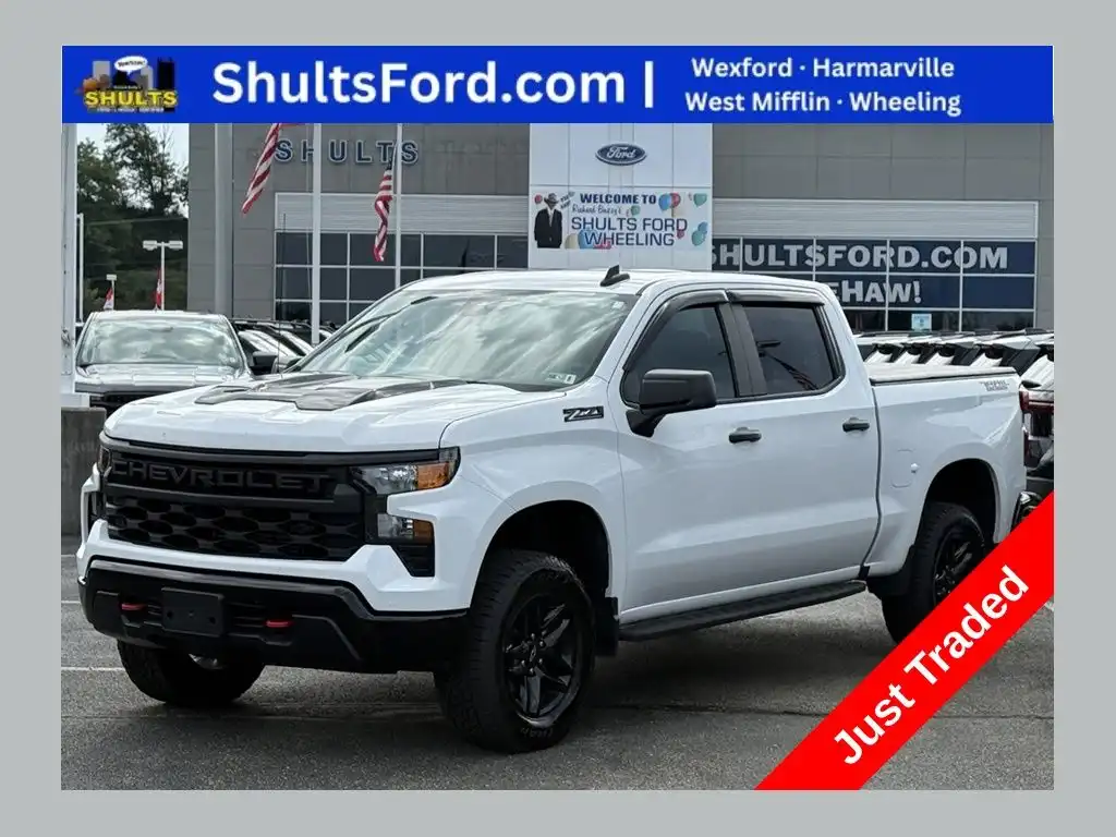 2024 Chevrolet Silverado 1500 Custom Trail Boss 4WD Crew Cab Short Box's photo