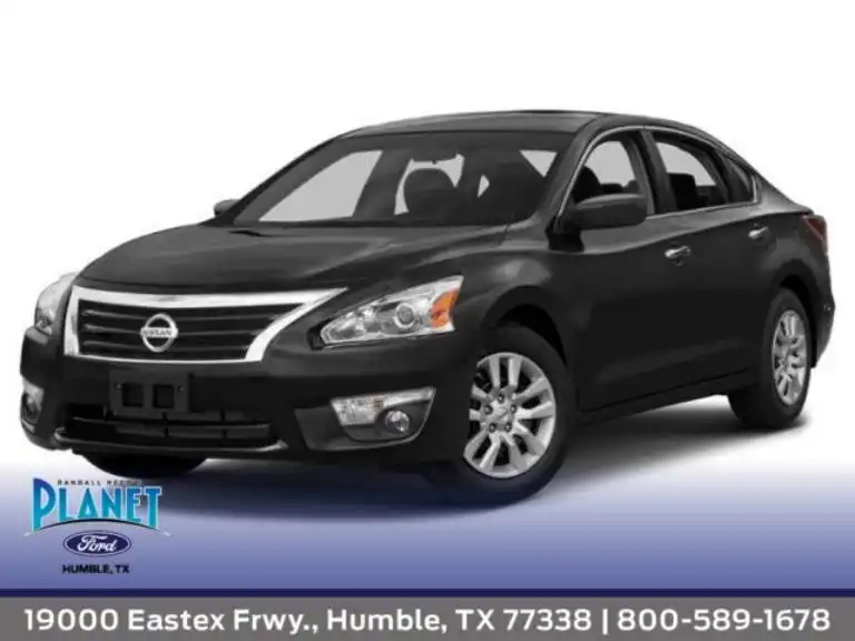 2015 Nissan Altima 2.5 S's photo