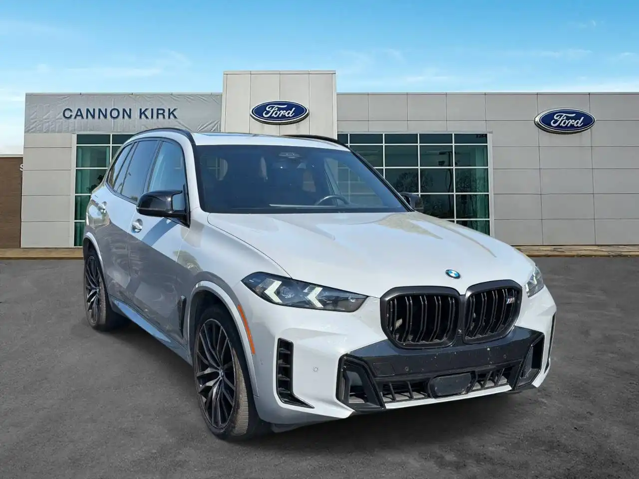 2024 BMW X5 M60i xDrive's photo