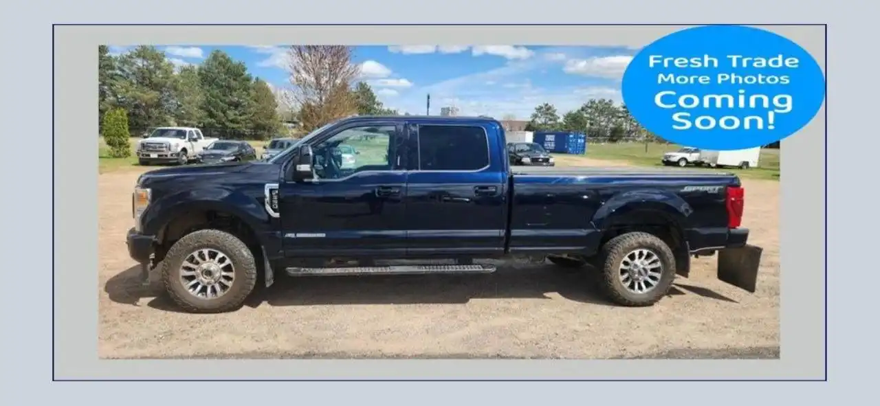 2022 Ford F-350 Lariat 4WD Crew Cab SRW 8' Box's photo