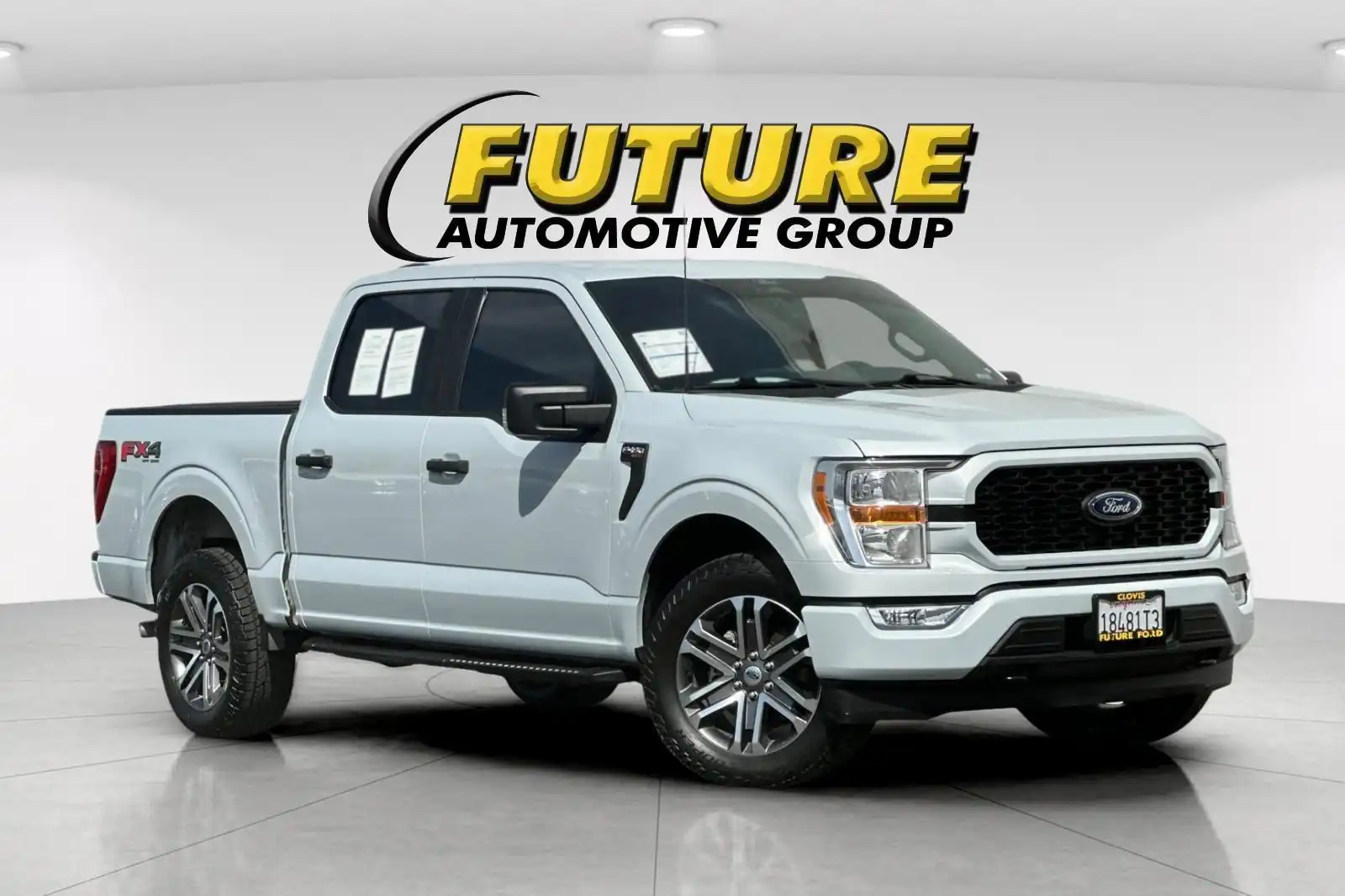 2022 Ford F-150 XL 4WD SuperCrew 5-1/2' Box's photo