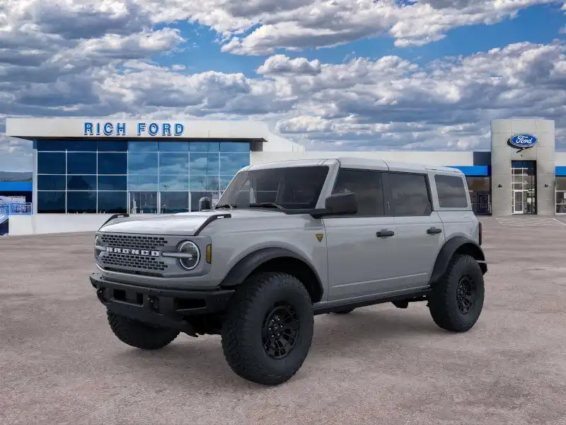 2026 Ford Bronco Badlands 4WD's photo