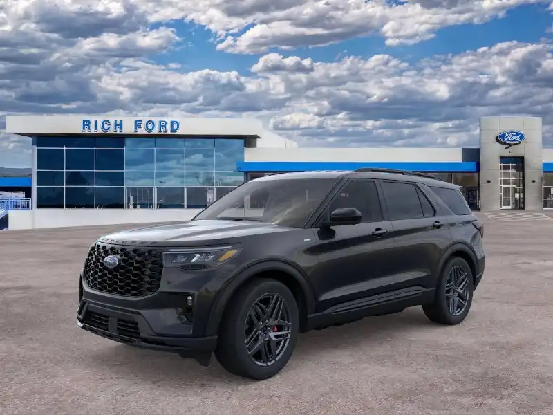 2026 Ford Explorer ST-Line 4WD's photo
