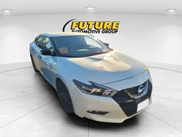 2017 Nissan Maxima 3.5 SR's photo