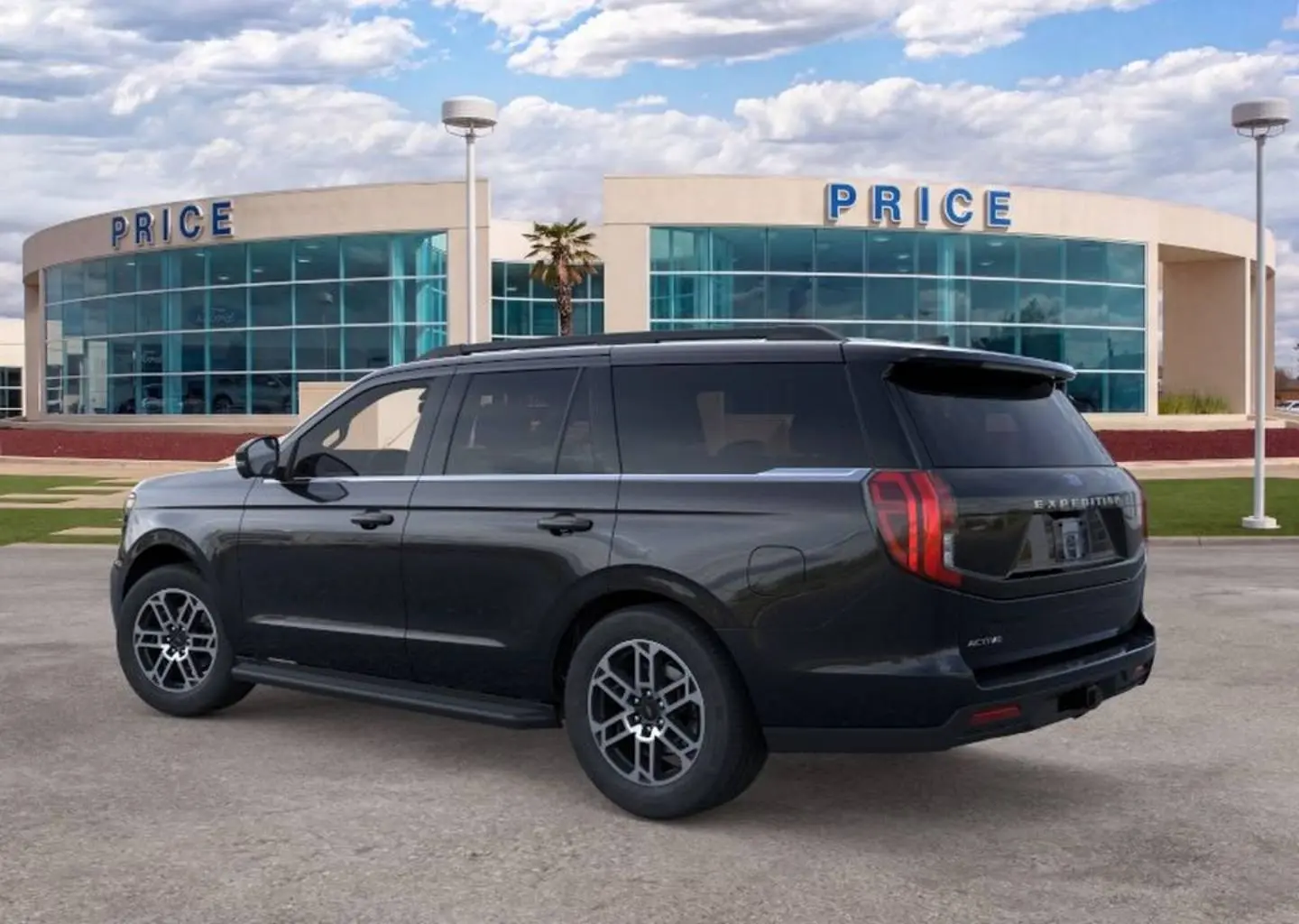 2026 Ford Expedition Active 4WD photo 4