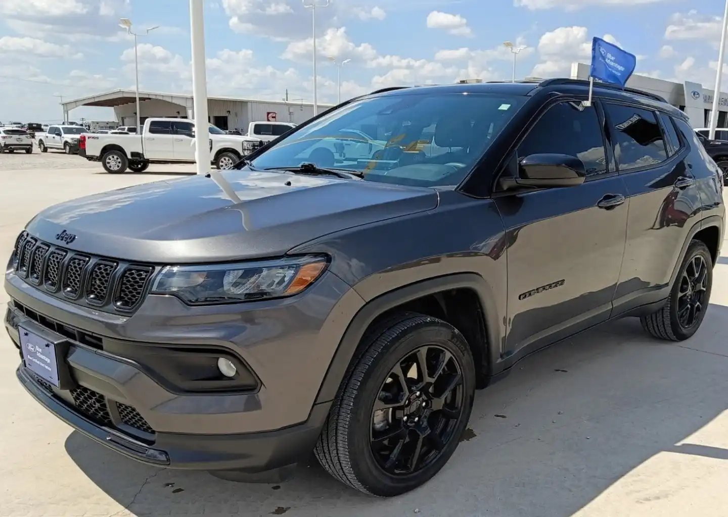 2023 Jeep Compass Altitude 4WD's photo