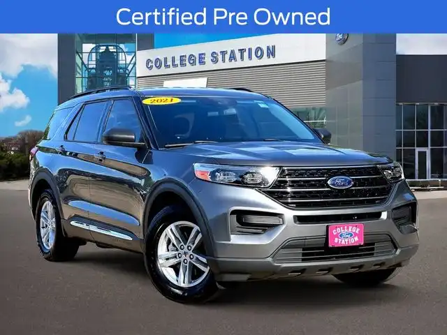 2021 Ford Explorer XLT RWD's photo