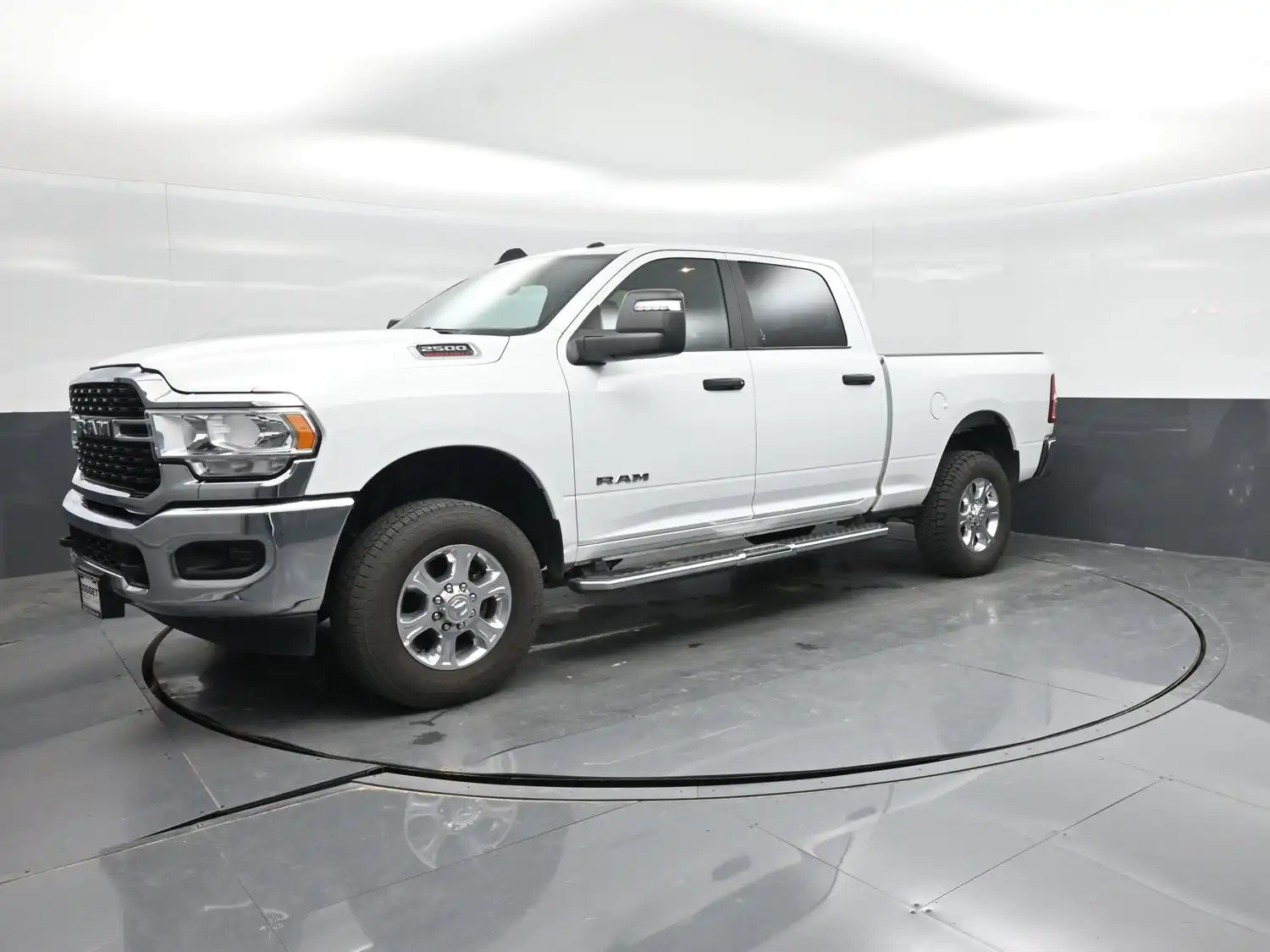 2024 RAM 2500 Big Horn 4WD Crew Cab SWB's photo