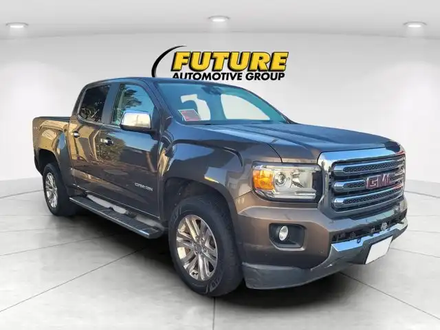 2016 GMC Canyon SLT 4WD Crew Cab Short Box's photo