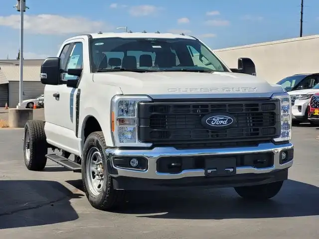 2027 Ford F-350 XL New 2027 Ford F-350SD Commercial Trucks's photo