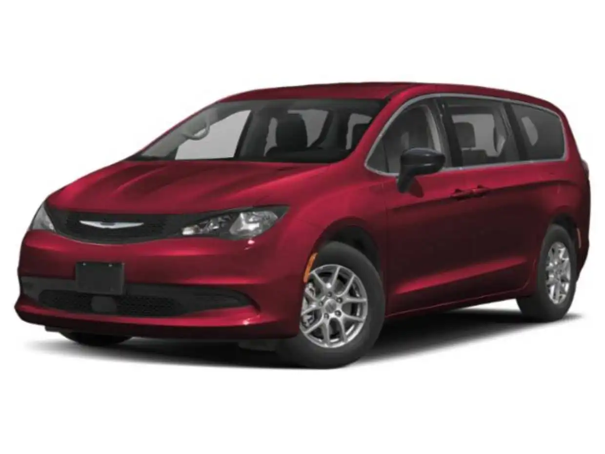 2023 Chrysler Voyager LX's photo