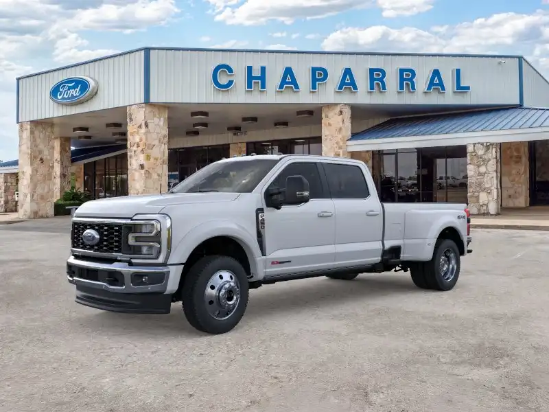 2026 Ford F-450 Lariat 4WD Crew Cab DRW 8' Box's photo