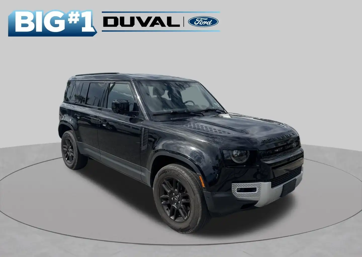 2025 Land Rover Defender 110 P300 S's photo
