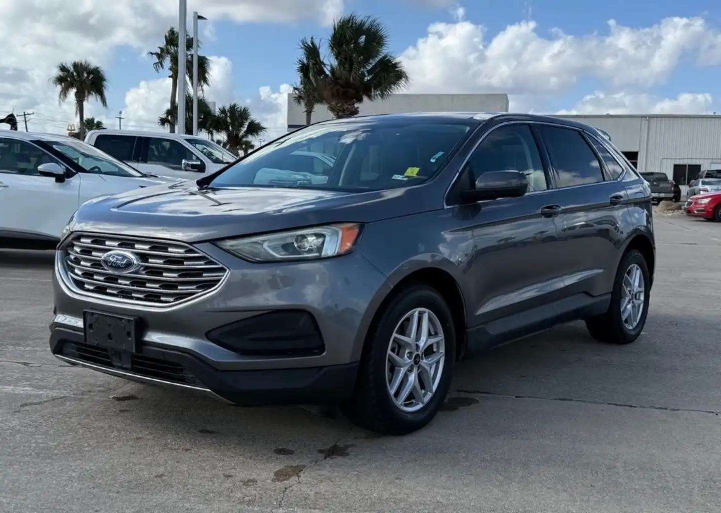2024 Ford Edge SEL AWD's photo