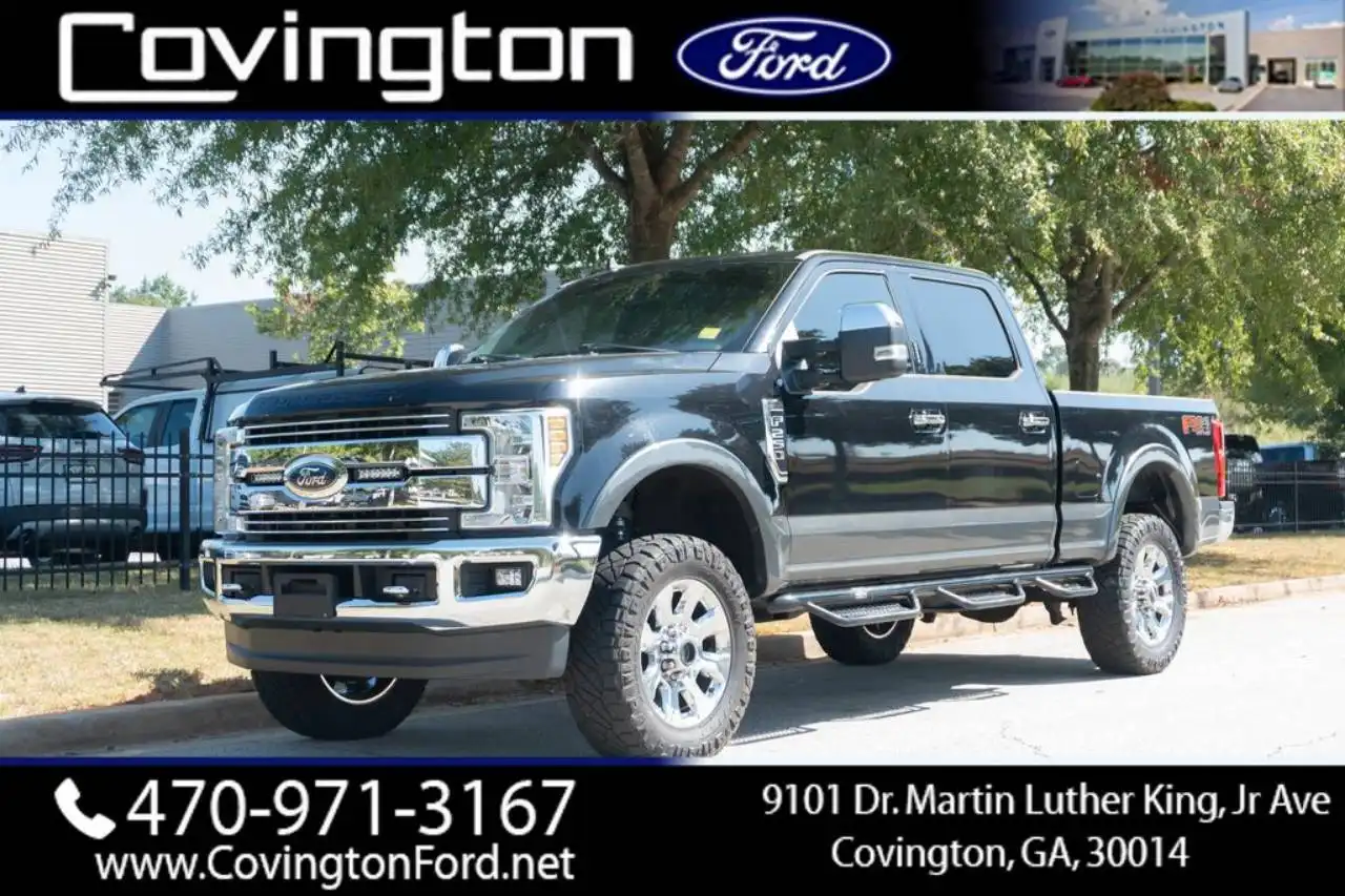 2019 Ford F-250 Lariat 4WD Crew Cab 6-3/4' Box's photo