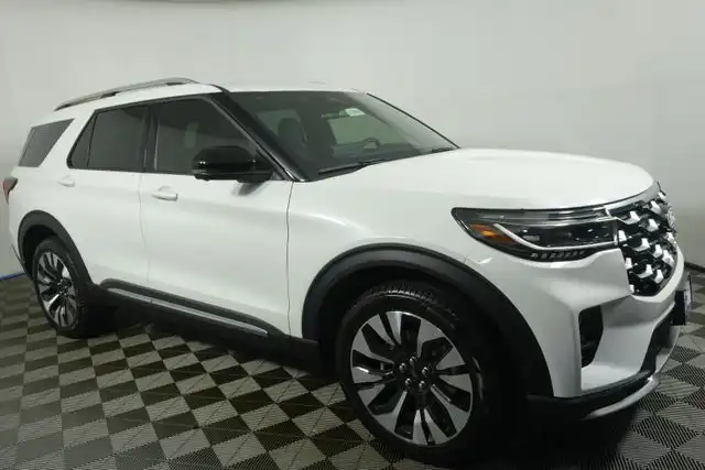 2027 Ford Explorer Platinum 4WD's photo