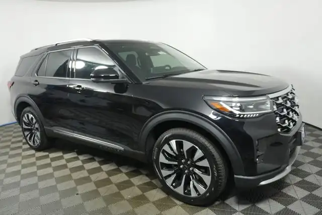 2027 Ford Explorer Platinum 4WD's photo