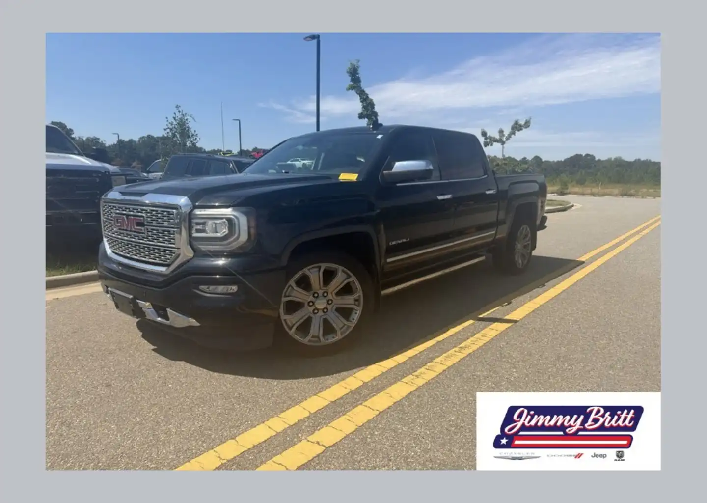 2017 GMC Sierra 4WD Crew Cab Short Box's photo