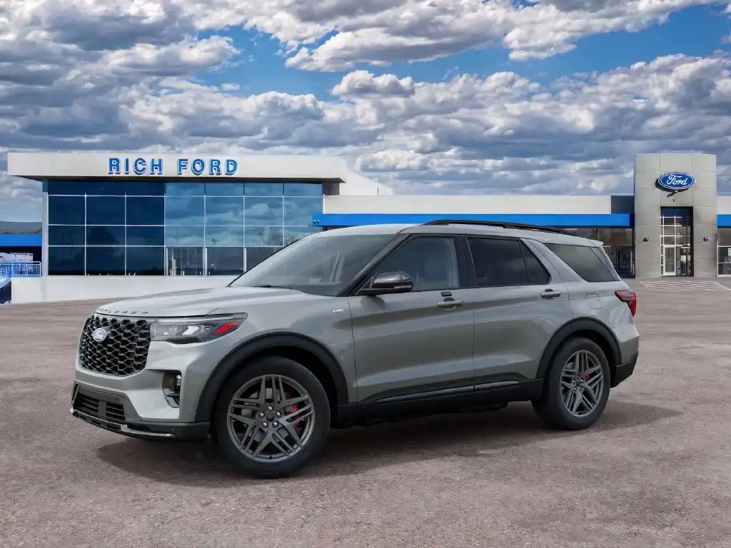 2027 Ford Explorer ST-Line 4WD's photo