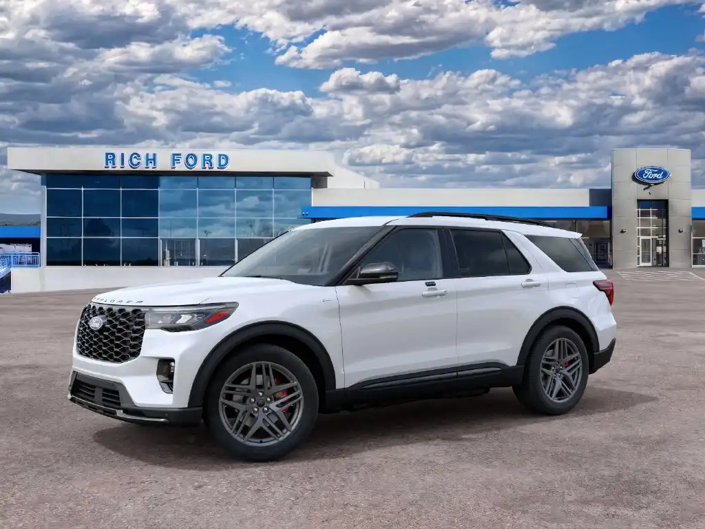 2027 Ford Explorer ST-Line 4WD's photo