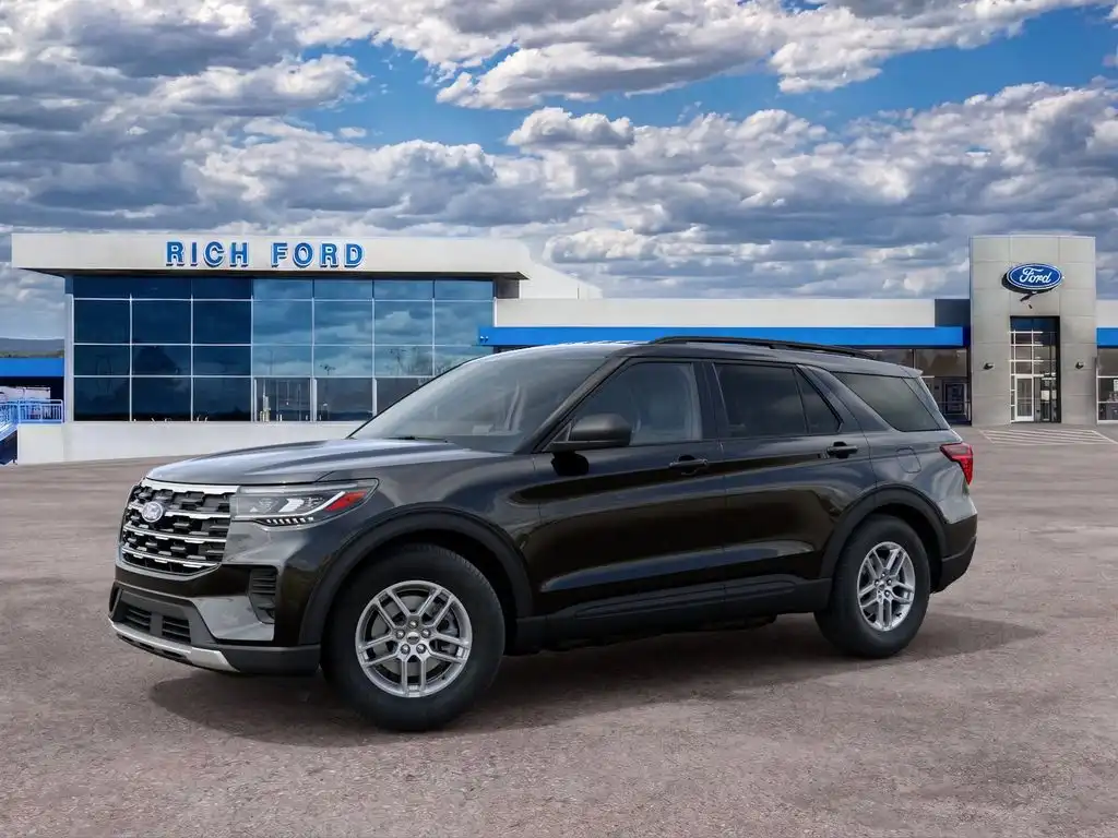 2027 Ford Explorer Active 4WD 200A's photo
