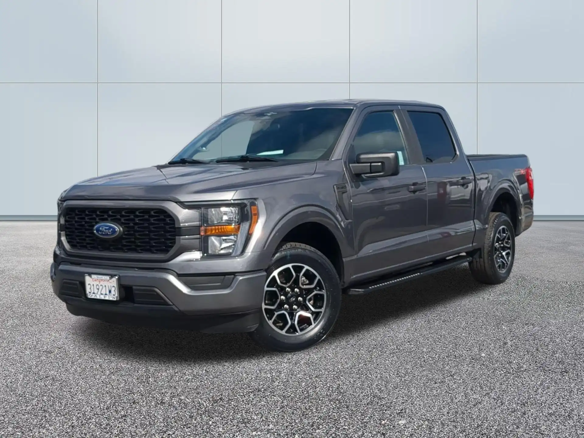 2023 Ford F-150 XL SuperCrew 5-1/2' Box's photo