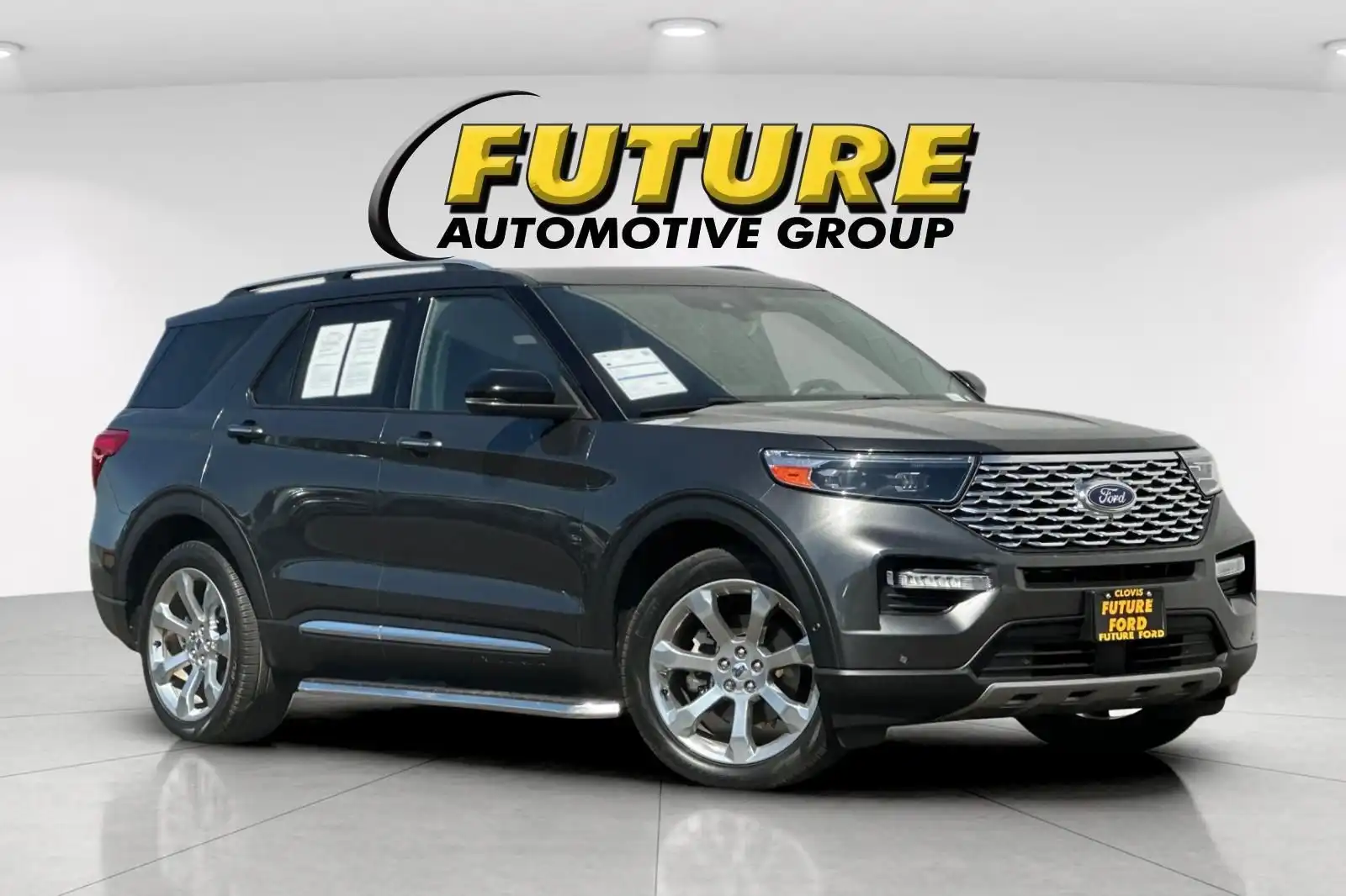 2020 Ford Explorer Platinum 4WD's photo