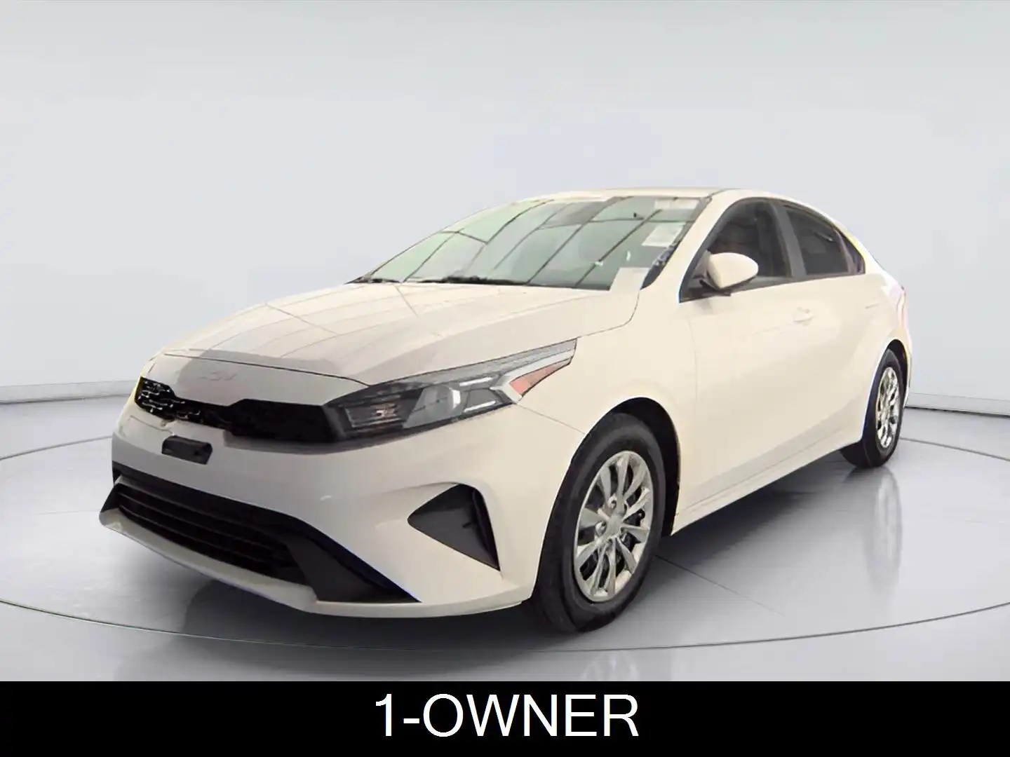 2024 Kia Forte LX Auto's photo