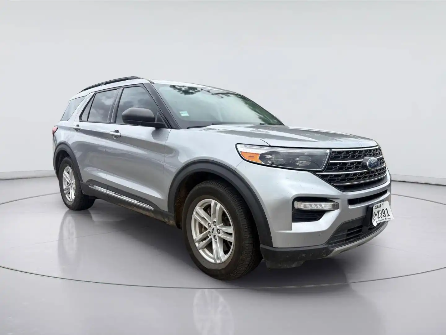 2020 Ford Explorer XLT RWD's photo