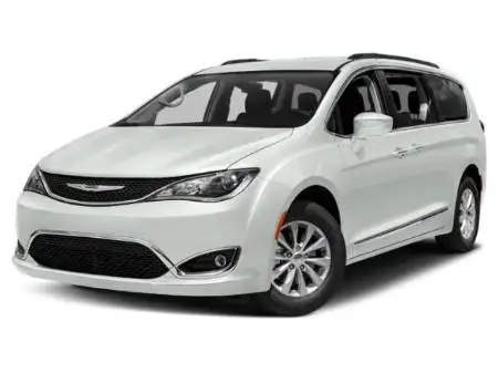 2019 Chrysler Pacifica Limited's photo