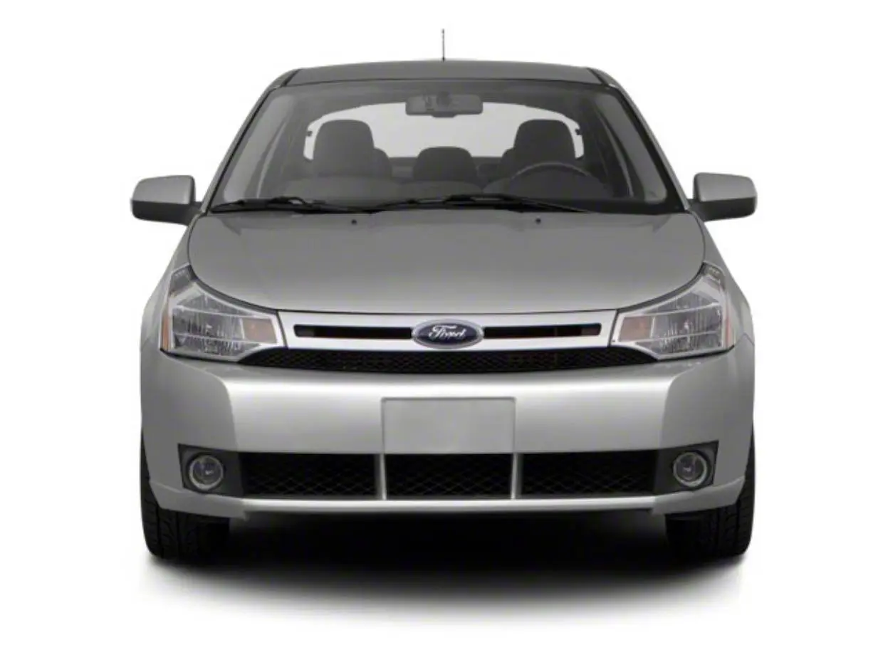 2010 Ford Focus SES photo 5