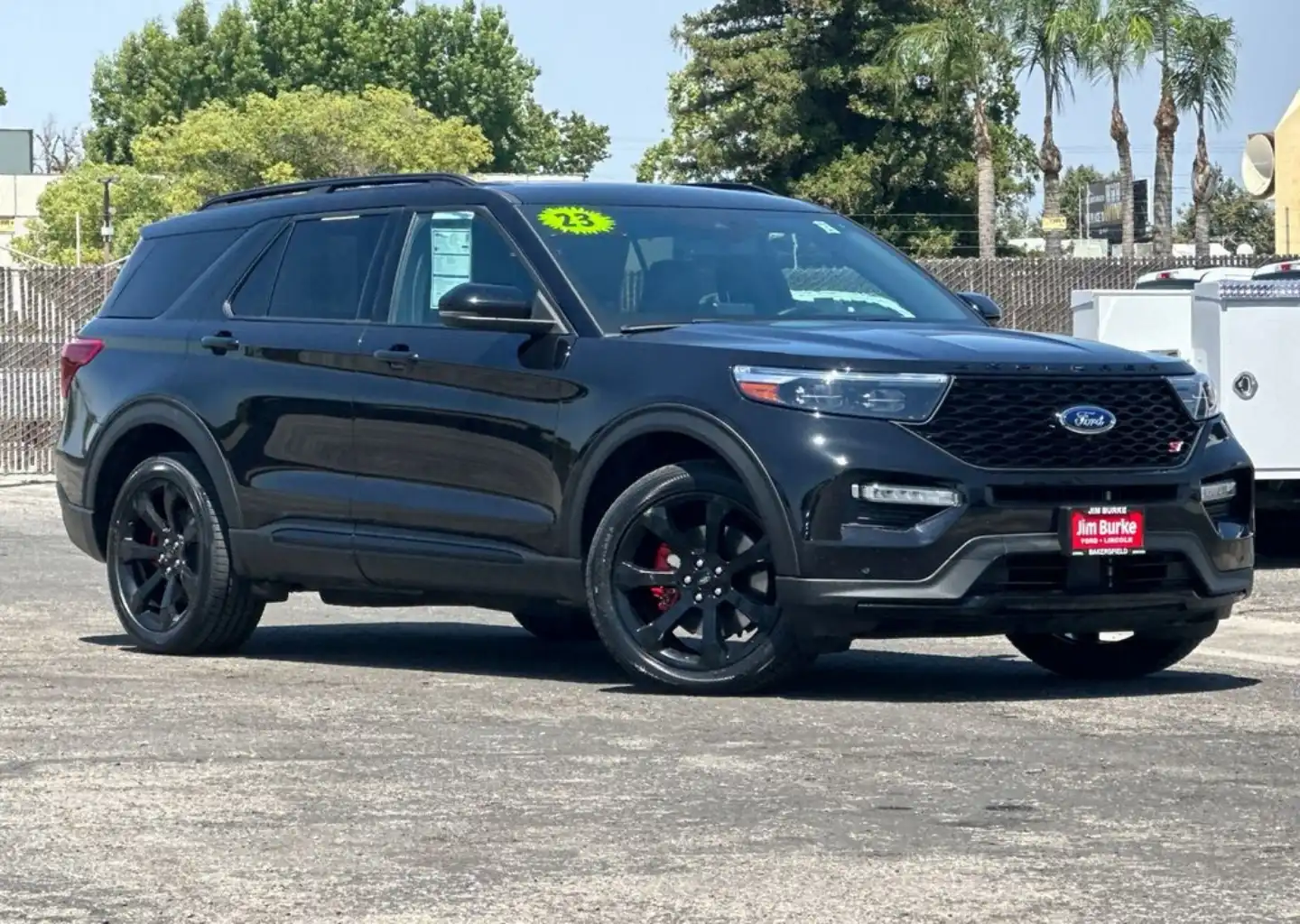 2023 Ford Explorer ST 4WD's photo