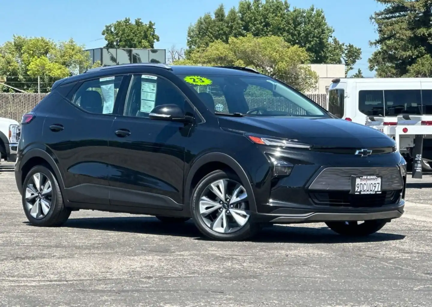 2023 Chevrolet Bolt EUV LT's photo