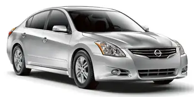 2010 Nissan Altima's photo