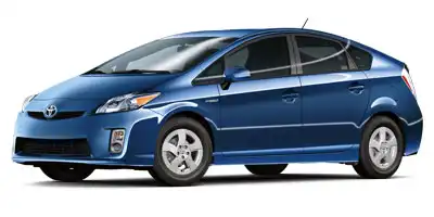 2013 Toyota Prius Three's photo