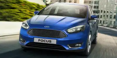 2015 Ford Focus 5 Door Hatch Titanium's photo