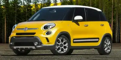 2015 FIAT 500L Trekking's photo