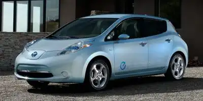 2016 Nissan Leaf SV's photo