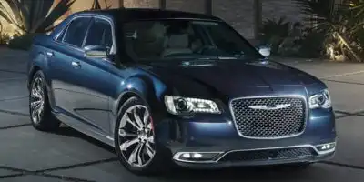 2016 Chrysler 300 C's photo