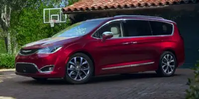 2017 Chrysler Pacifica Touring Plus's photo