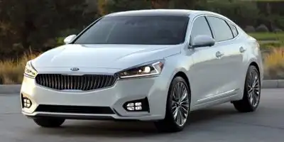 2017 Kia Cadenza Limited's photo