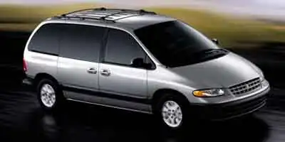 2000 Chrysler Voyager SE's photo