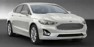 2020 Ford Fusion SE FWD's photo