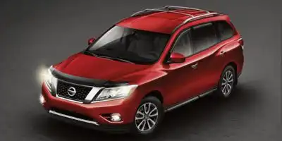 2014 Nissan Pathfinder SV 2WD's photo