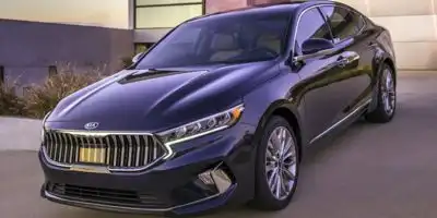 2020 Kia Cadenza Technology's photo