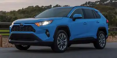 2021 Toyota RAV4 LE AWD's photo