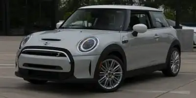 2023 MINI Hardtop Cooper SE's photo