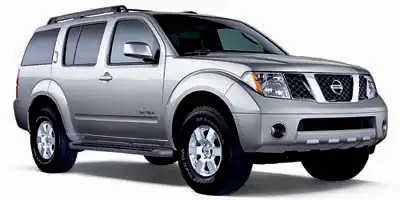 2005 Nissan Pathfinder XE 4X4's photo